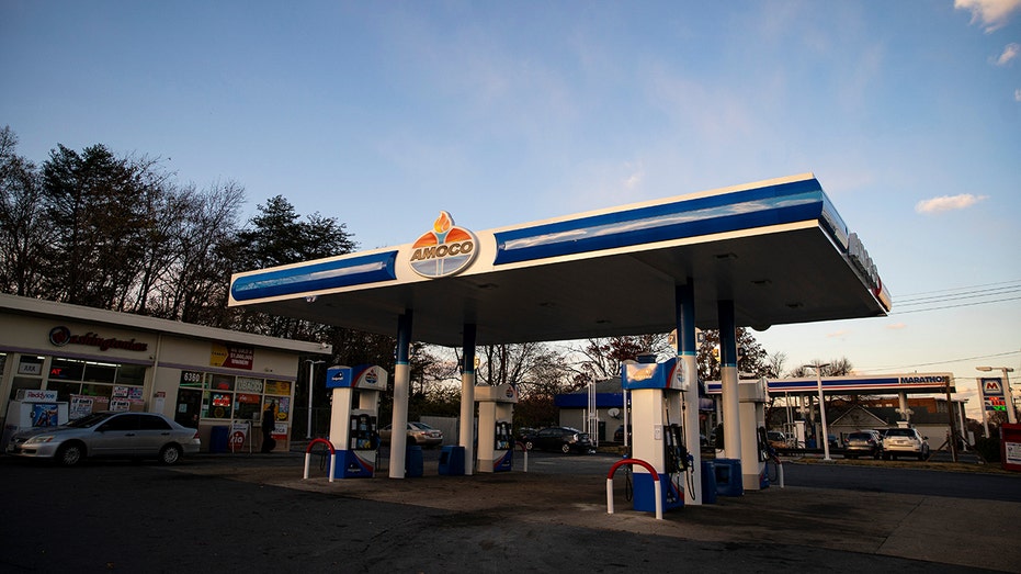 Amoco gas station in Washington, DC
