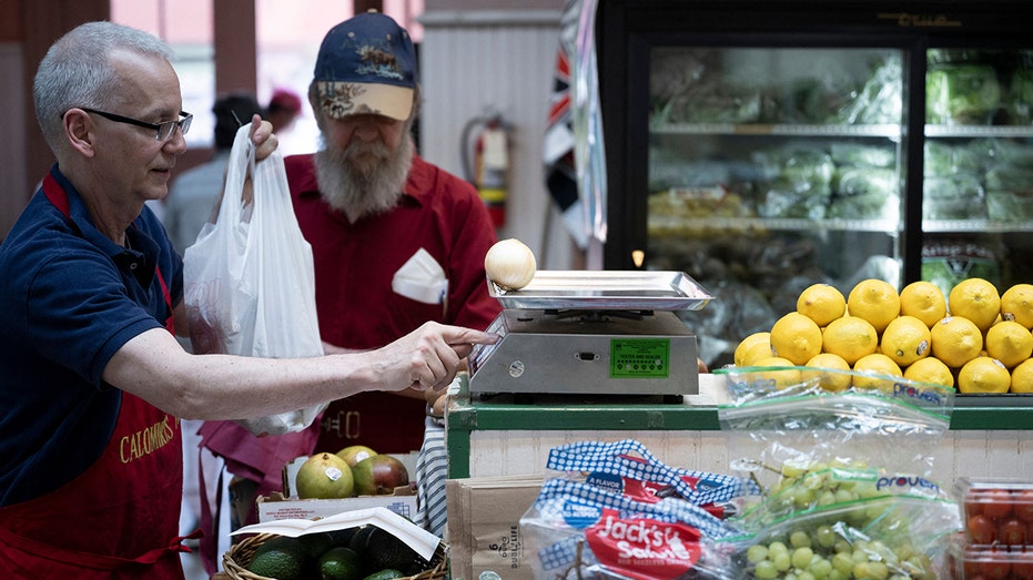 US inflation grocery store